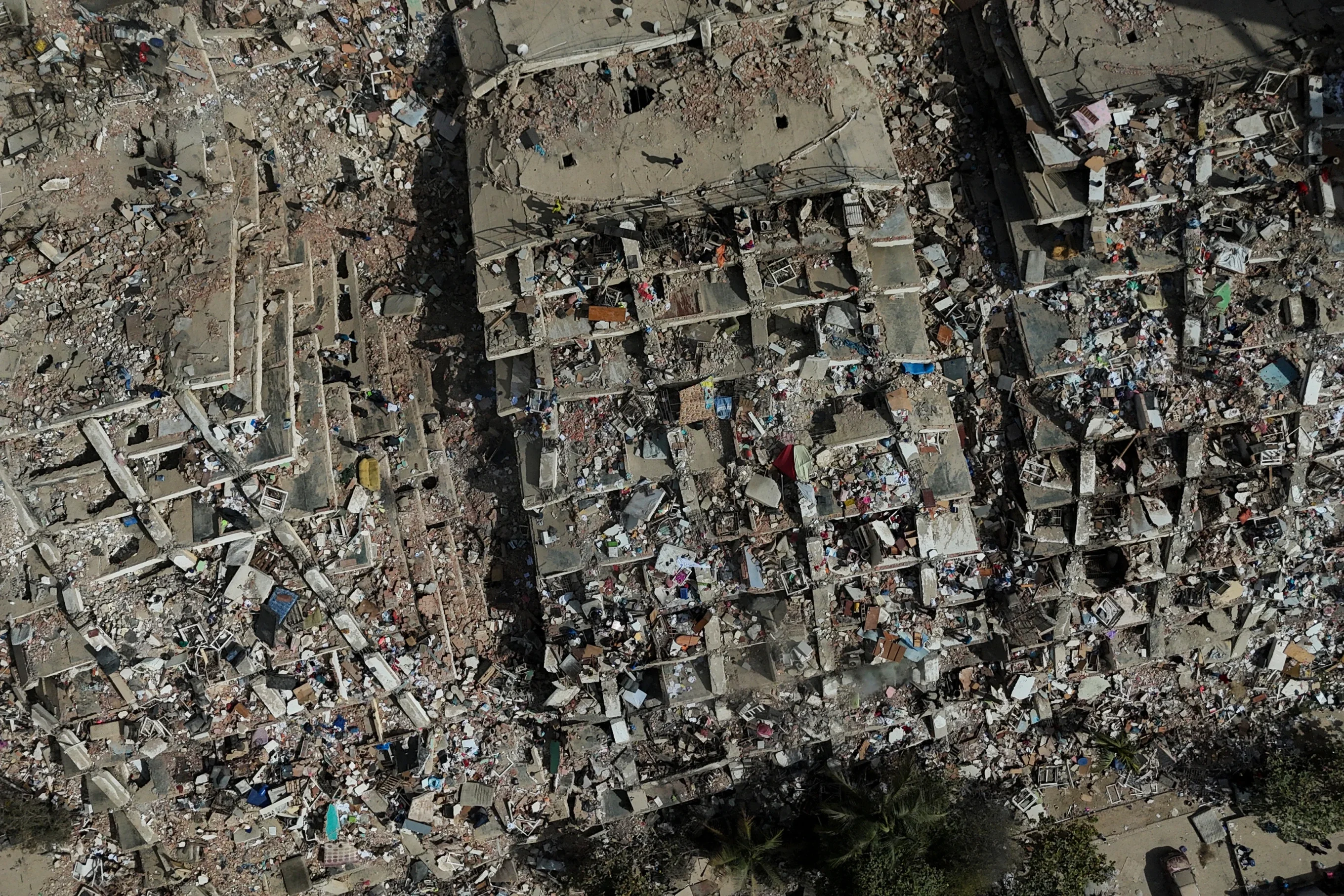 Earthquake aftermath in Venezuela — June 27 · Matias Delacroix / AP