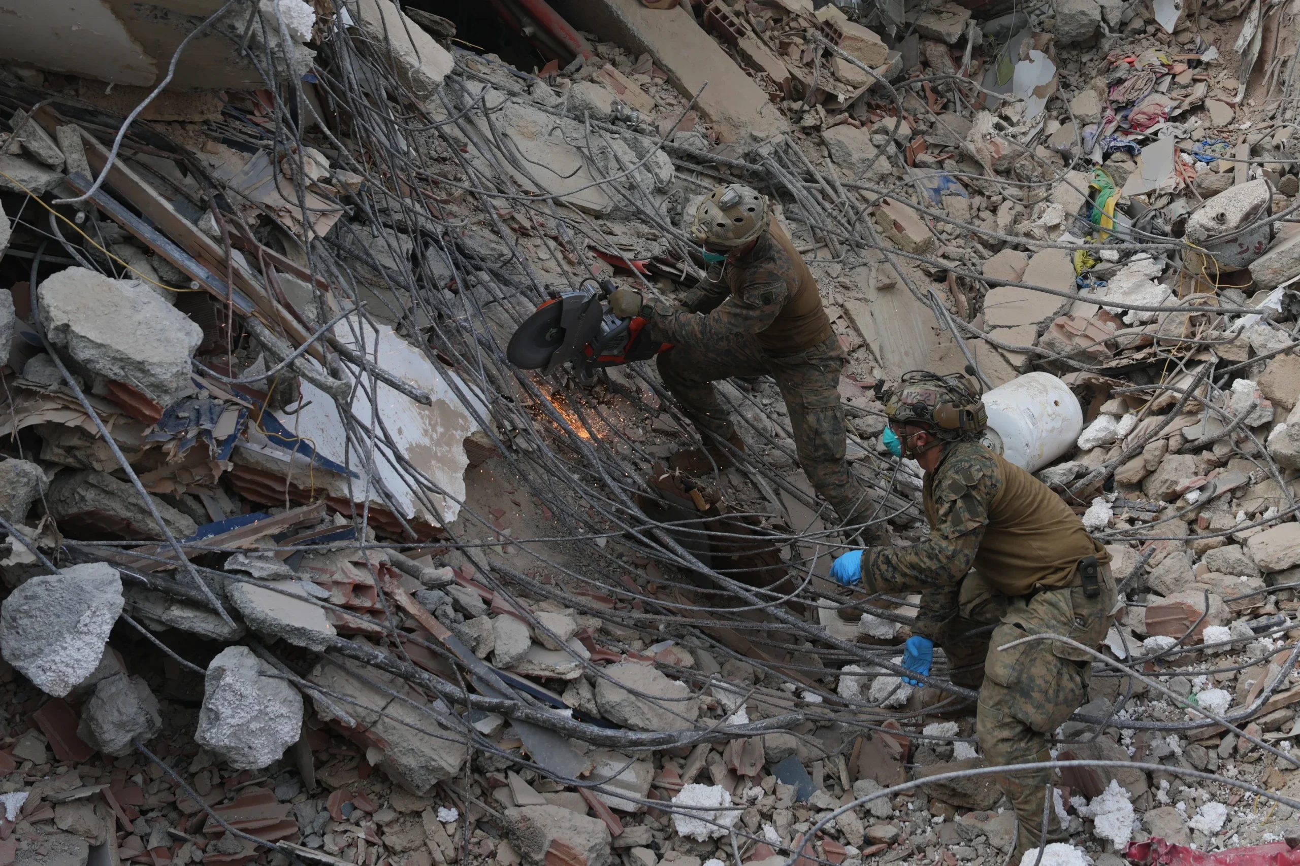 Earthquake aftermath in Venezuela — June 30 · Ariana Cubillos / AP