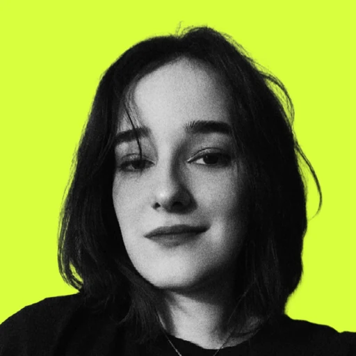 Nora Bravo, Graphic Designer at TocToc Marketing